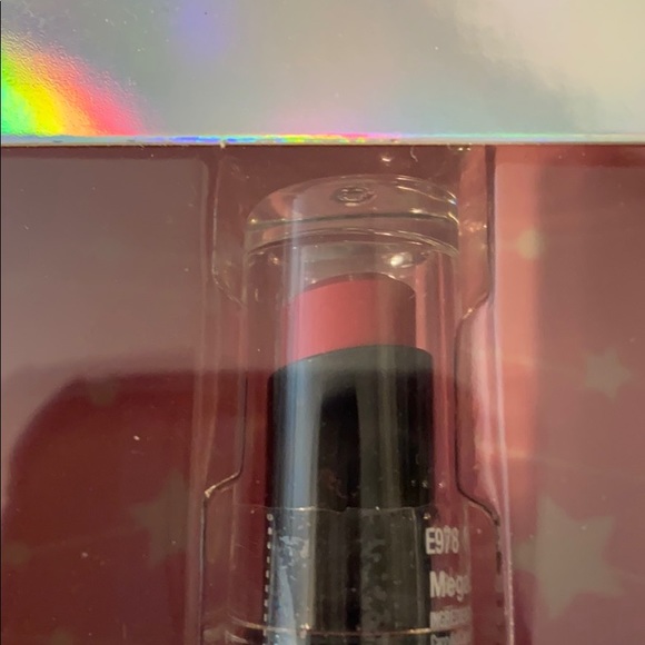 NWOT Wet n Wild Glam wonderland lipstick set - Picture 4 of 8
